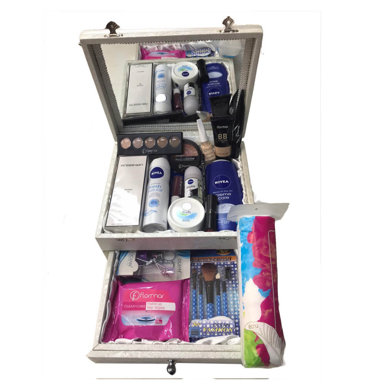 Çekmeceli Kutuda FlorMar ve Nivea Makyaj 17 Parça Bakım Seti