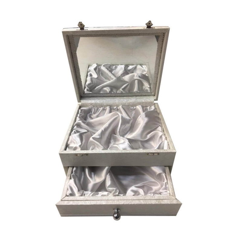 Çekmeceli Kutuda FlorMar ve Nivea Makyaj 17 Parça Bakım Seti