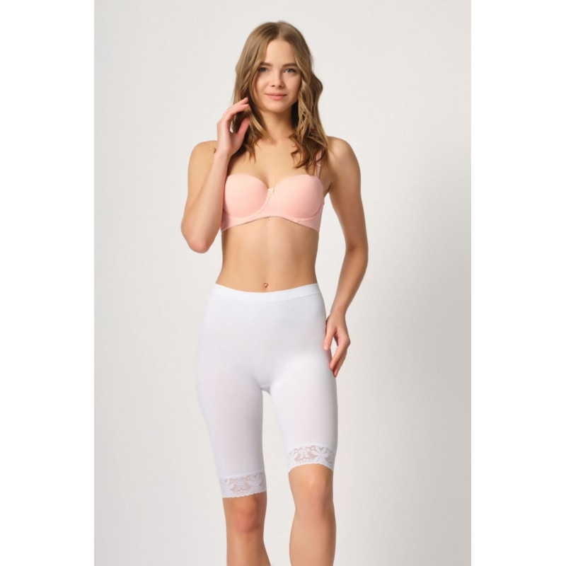 Emay Dikişsiz Soft Kadın Paçalı Dantelli Boxer 3004 Emay Dikişsiz Soft Kadın Paçalı Dantelli Boxer 3004