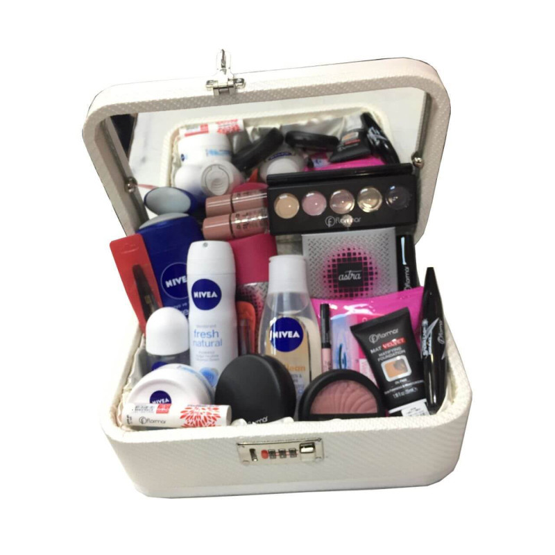 Flormar Nivea 21 Parça Şifreli Kutu Makyaj Set