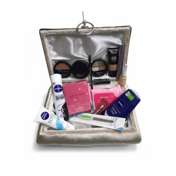 Flormar Pretty Nivea Kutulu 16 Parça Makyaj Güzellik Seti