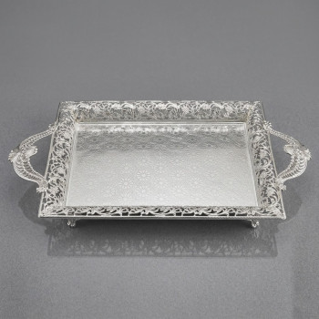 Gümüş Renk Ayaklı Tepsi Orta Boy Lkm-426 Gümüş - Lüks Sunum Tepsisi