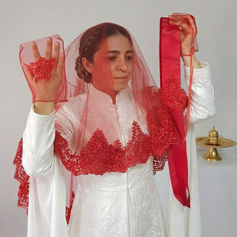 Güpürlü Kına Duvak Başörtüsü Eldiven Gelin Kuşağı 4lü set Güpürlü Kına Duvak Başörtüsü Eldiven Gelin Kuşağı 4lü set