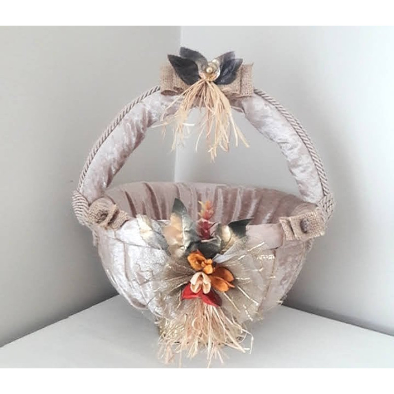 Ihlamurların Gölgesinde Nişan Sepeti