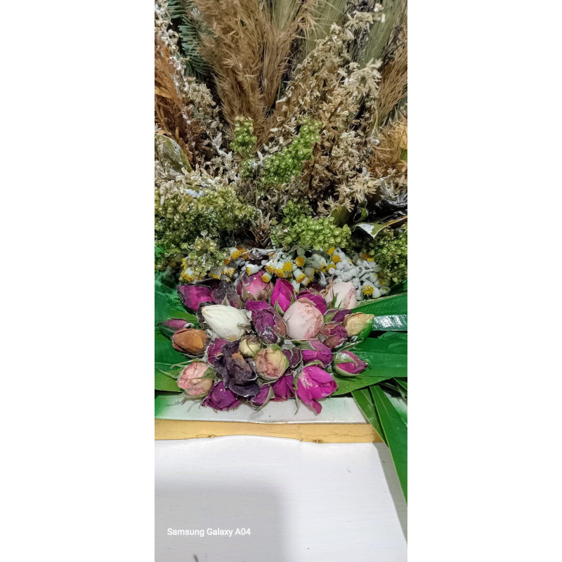 Dekoratif  Kurutulmuş Canlı Çiçek Aranjmanı