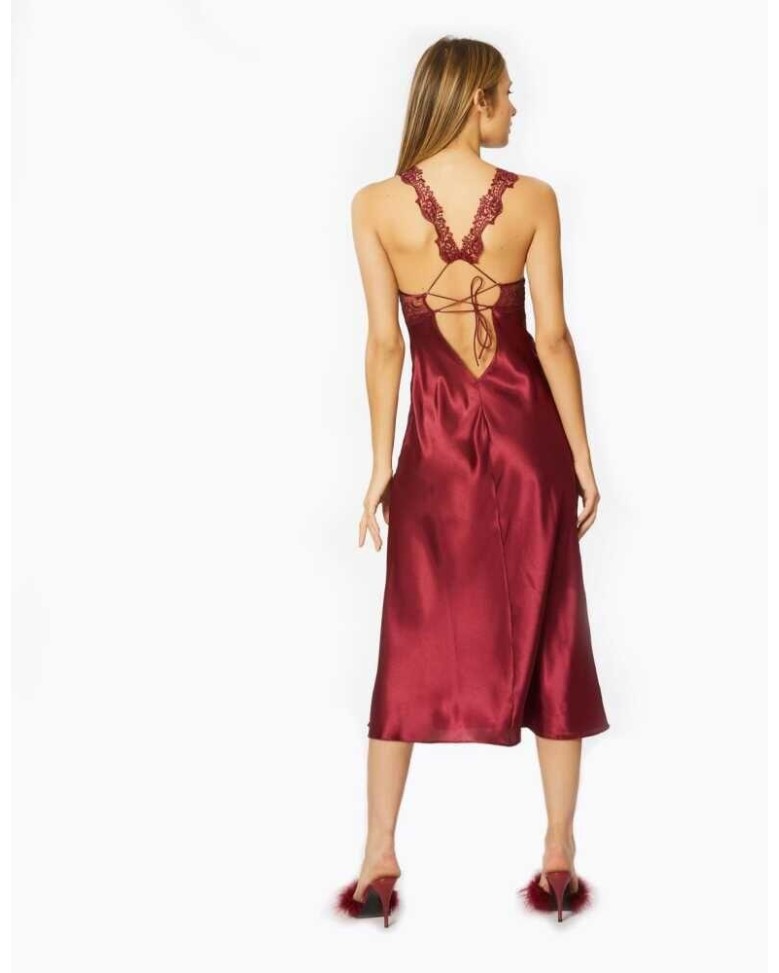 Pierre Cardin 6'lı Bordo Uzun Gecelik Sabahlık Set 6025 Pierre Cardin 6'lı Bordo Uzun Gecelik Sabahlık Set 6025