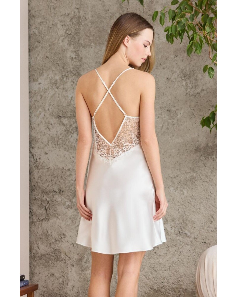 Pierre Cardin 6'lı Ekru Kısa Gecelik Sabahlık Çeyiz Set 6040 Pierre Cardin 6'lı Ekru Kısa Gecelik Sabahlık Çeyiz Set 6040