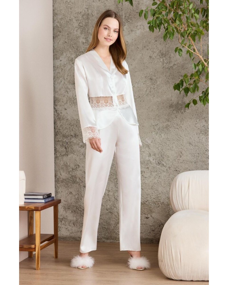 Pierre Cardin 6'lı Ekru Kısa Gecelik Sabahlık Çeyiz Set 6040 Pierre Cardin 6'lı Ekru Kısa Gecelik Sabahlık Çeyiz Set 6040
