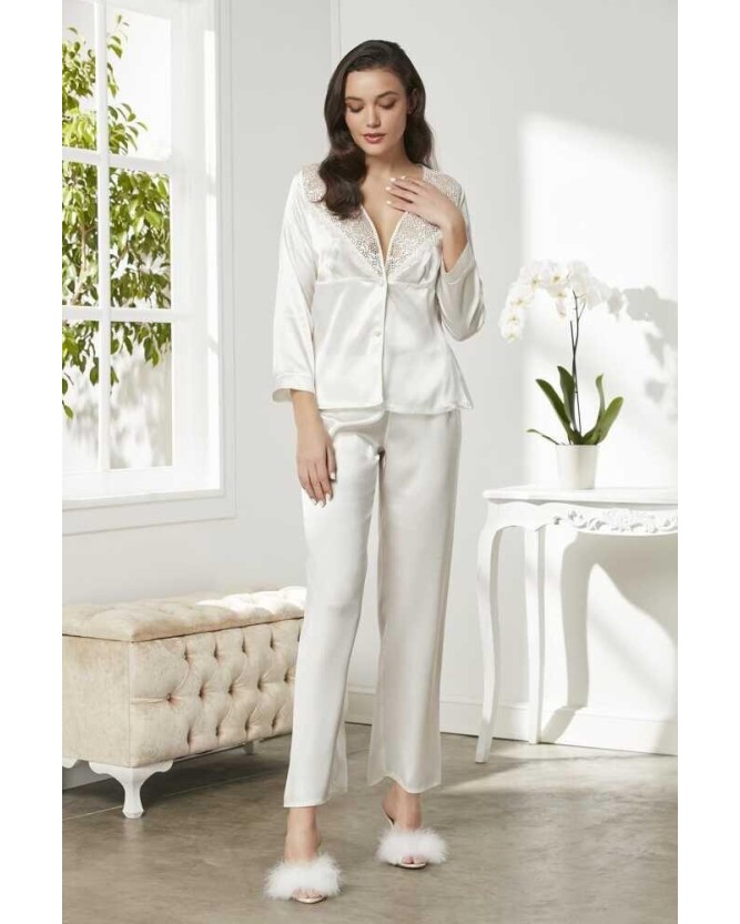 Pierre Cardin 6'lı Kaplı Gecelik Sabahlık Set 6425 ekru Pierre Cardin 6'lı Kaplı Gecelik Sabahlık Set 6425 ekru