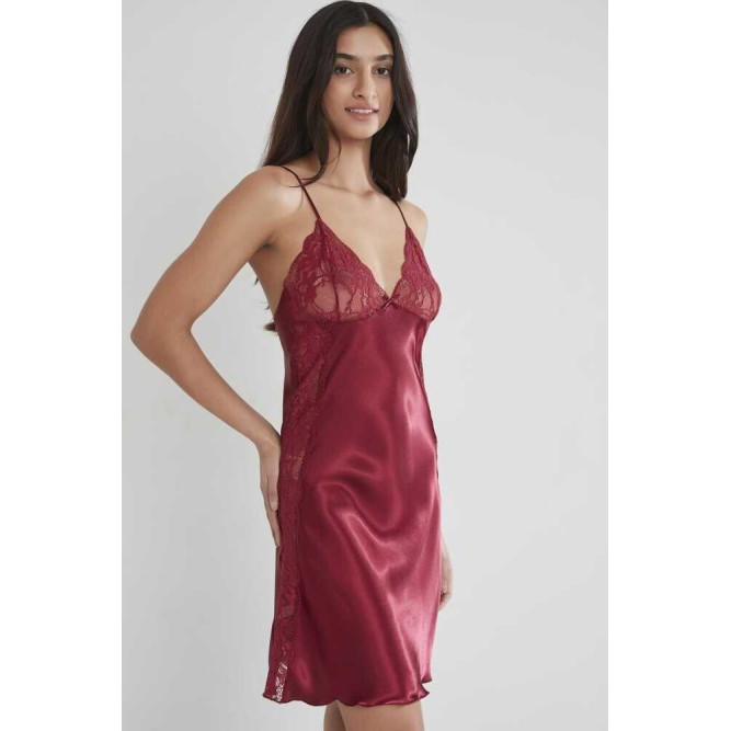 Pierre Cardin Bordo Saten Güpürlü Gecelik 624 Pierre Cardin Bordo Saten Güpürlü Gecelik 624