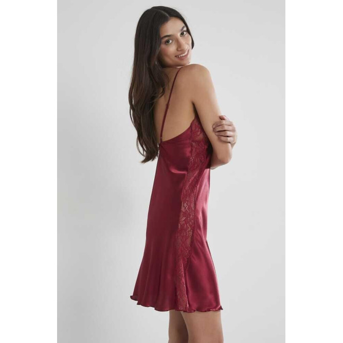 Pierre Cardin Bordo Saten Güpürlü Gecelik 624 Pierre Cardin Bordo Saten Güpürlü Gecelik 624