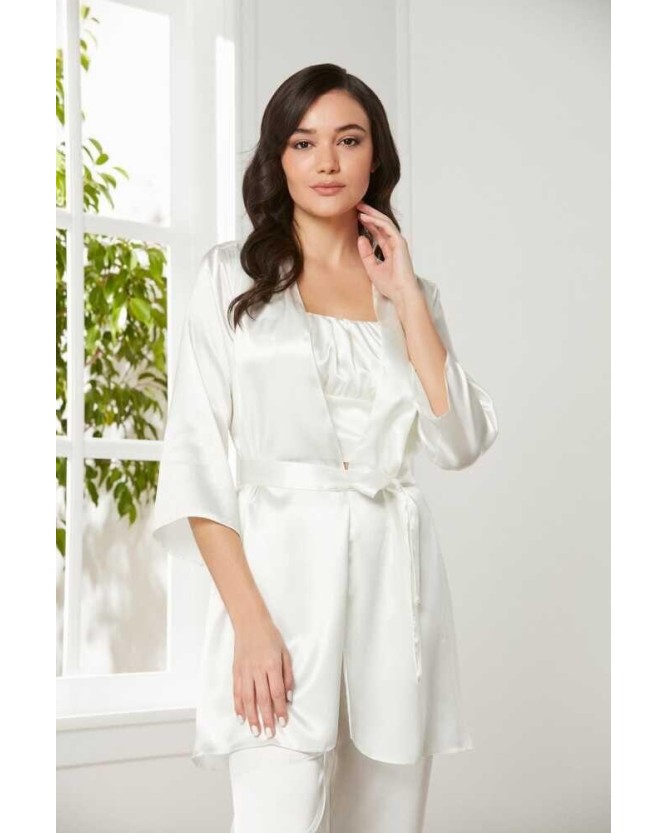 Pierre Cardin Kadife Saten 3'lü Pijama Takım 2075 Pierre Cardin Kadife Saten 3'lü Pijama Takım 2075