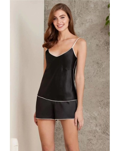 Pierre Cardin Saten 4lü Gecelik Sabahlık Şort Seti Siyah 7200 Pierre Cardin Saten 4lü Gecelik Sabahlık Şort Seti Siyah 7200