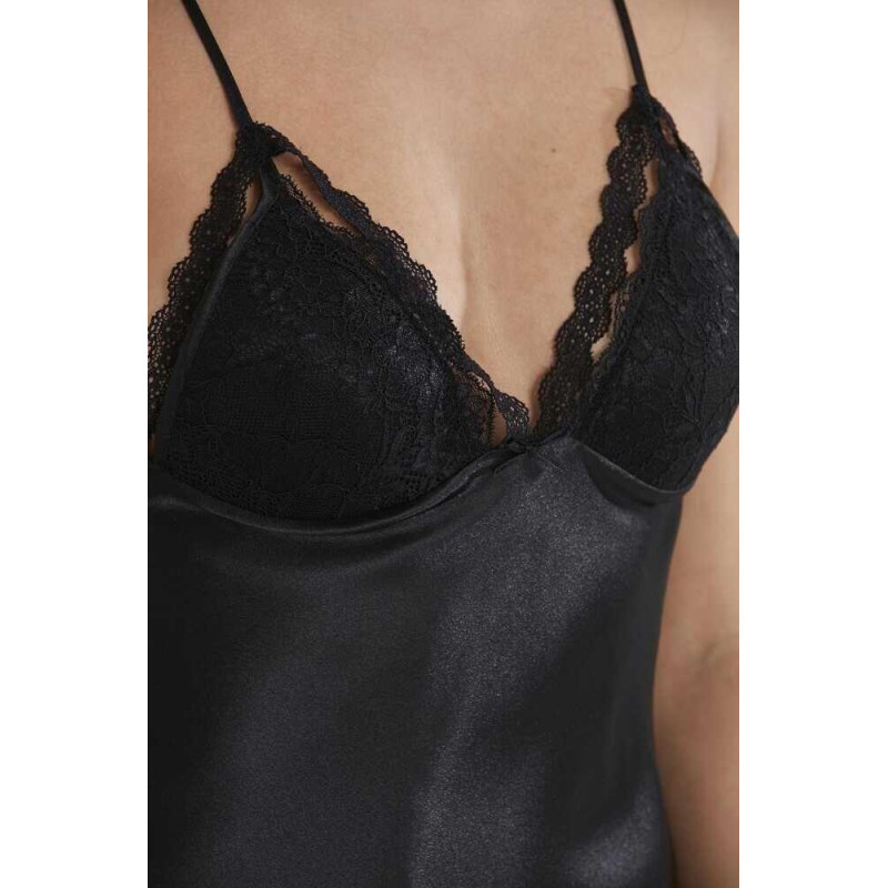 Pierre Cardin Siyah Sütyen Kaplı Sabahlık Gecelik Set 4250 Siyah