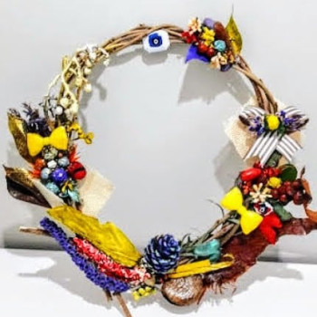 Tan Yeli Ağarırken Kapı Süsü